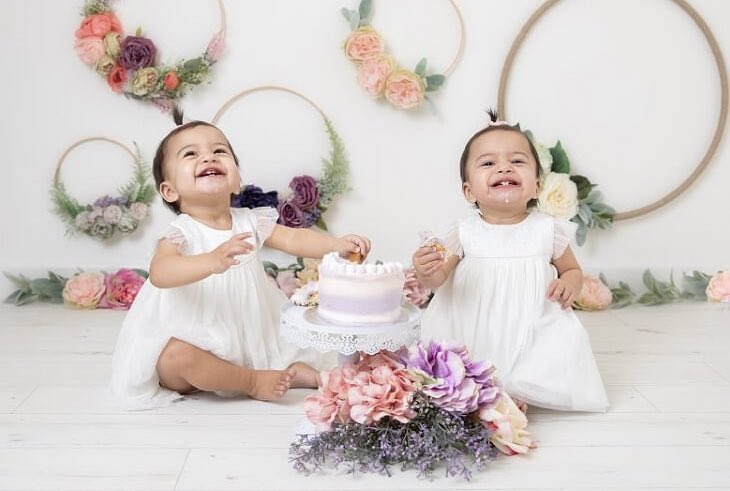 BobblePhoto1's tweet photo. So much amazing fun with the twins. so pleased you love the photos. You guys are awesome!!! #twins #cakesmash #twinningandwinning #flowers #floral #cake #kisses #photography #cakesmashphotoshoot #photoshoot #twins #multiplebabies #bobblephotography #bobblephotographysuffolk https://t.co/ePC5RFIq74