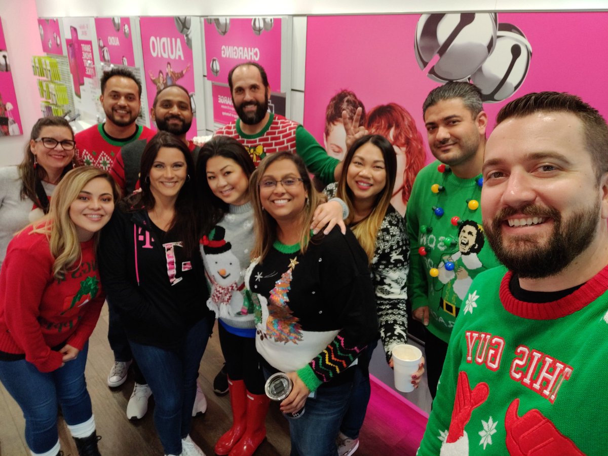 Holiday Cheer at Elk Grove!!#HappyHolidays #JollyFun #SouthSac #YearOfCP #UglySweater #FindTheGrinch #FollowtheMagentaRoad <a href="/DerrickSeay1/">Derrick Seay</a> @LeslieJohn214 <a href="/LT_ltran3/">Linda Tran</a> <a href="/gjimene7/">Guadalupe Jimenez</a> <a href="/_nmontalban/">Nicole Montalban</a> <a href="/ravinita28/">Ravinita Prasad</a> <a href="/itspizzletime/">Paul Shalhout</a> <a href="/s_salhan/">Sunny Salhan</a> <a href="/navdeepdosanjh/">Navdeep Dosanjh</a> <a href="/SharylPalacio/">Sharyl Palacio</a> @adamnlara