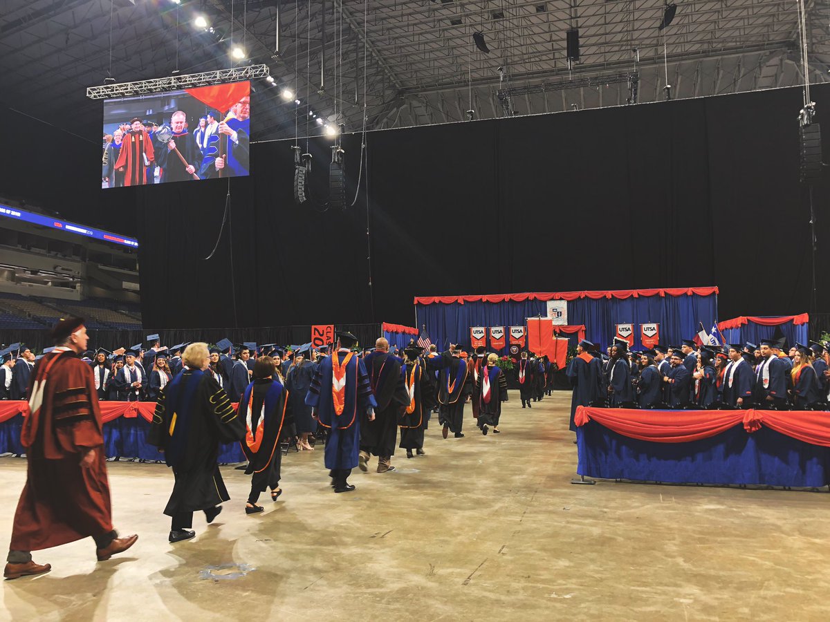 UTSA's tweet image. Ceremony three has begun 🎓 From our first-gen graduates, to our student veterans, to each and every ‘Runner walking the stage today, enjoy every second. You’ve earned it 🤙🏼 #UTSA #UTSAGrad19