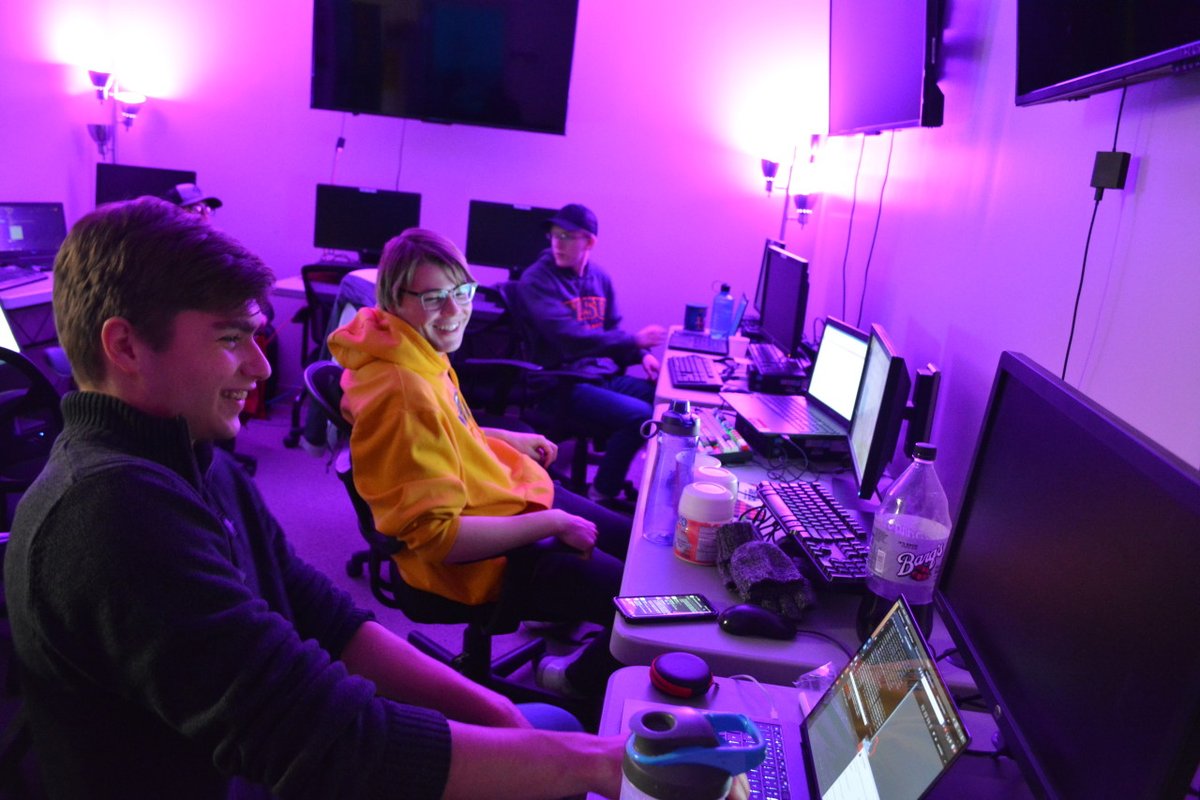 NDSUEngineering's tweet image. A team of NDSU students took seventh place, out of nearly 800 registered teams, in the Network Traffic Analysis portion of the National Cyber League Team Competition. 🤘🙌🎉