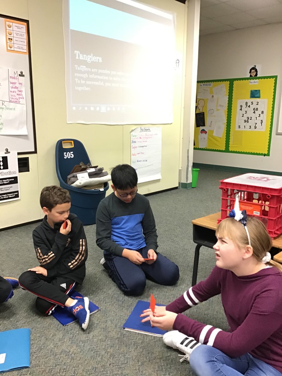 shawnee_gt's tweet photo. Listening to one and other during a Tanglers game and then evaluated the game by using our six hats #FISDQUEST #fortunate5th @shawneetrailelm #tweeteroftheday #communication @jasonbhenry76 @Mrs_Rushing5 https://t.co/vRg9mPrNjG