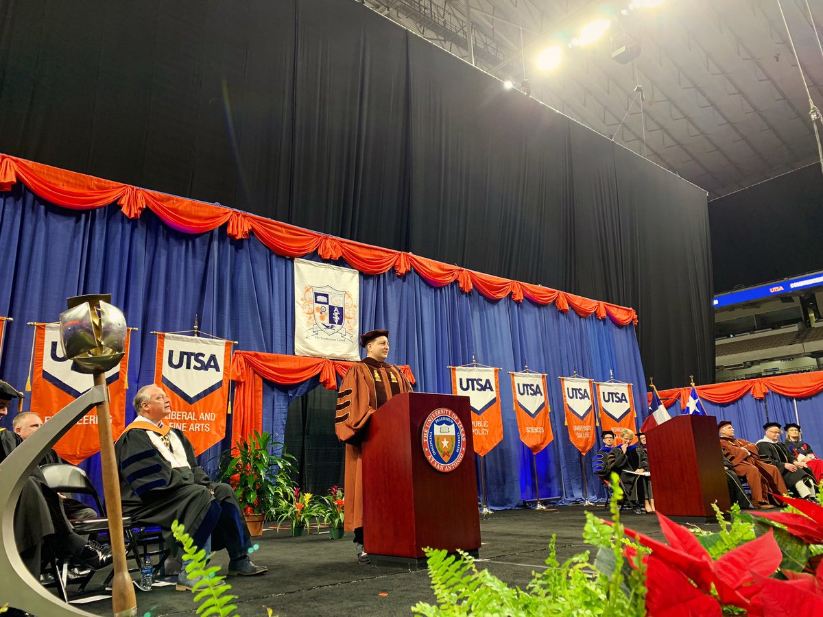 UTSA's tweet image. Keynote speaker, #UTSA alumni, veteran and Texas State Rep. Philip Cortez ’02, ‘07 had some wise words for our graduates: 

“When you climb the ladder of success, be sure not to pull the ladder up behind you. Make the ladder stronger for the next generation.”

🤙🏼🎓🇺🇸 #UTSAGrad19