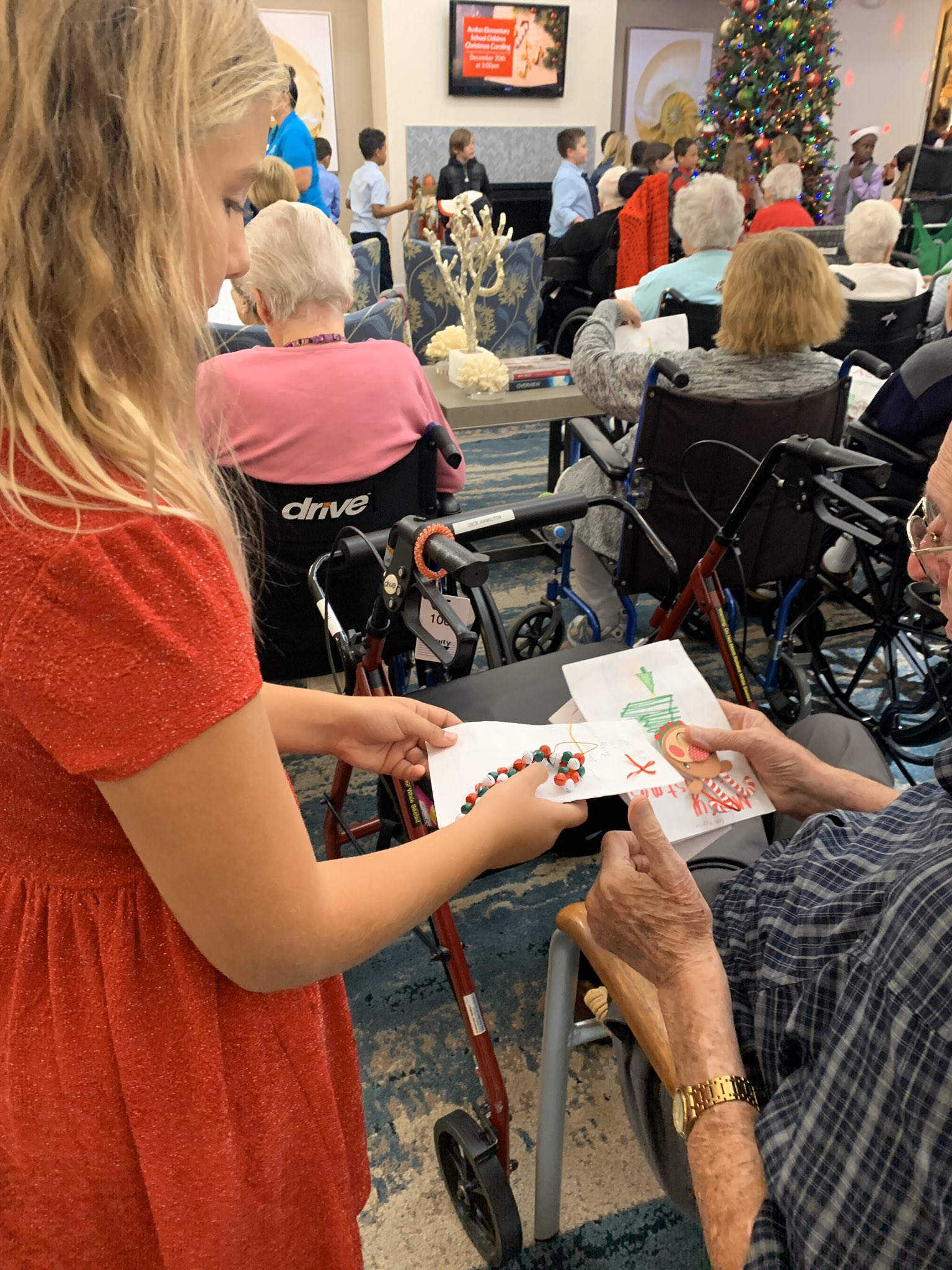 Miss Iannotta on Twitter "3rd grade spent this morning giving back to