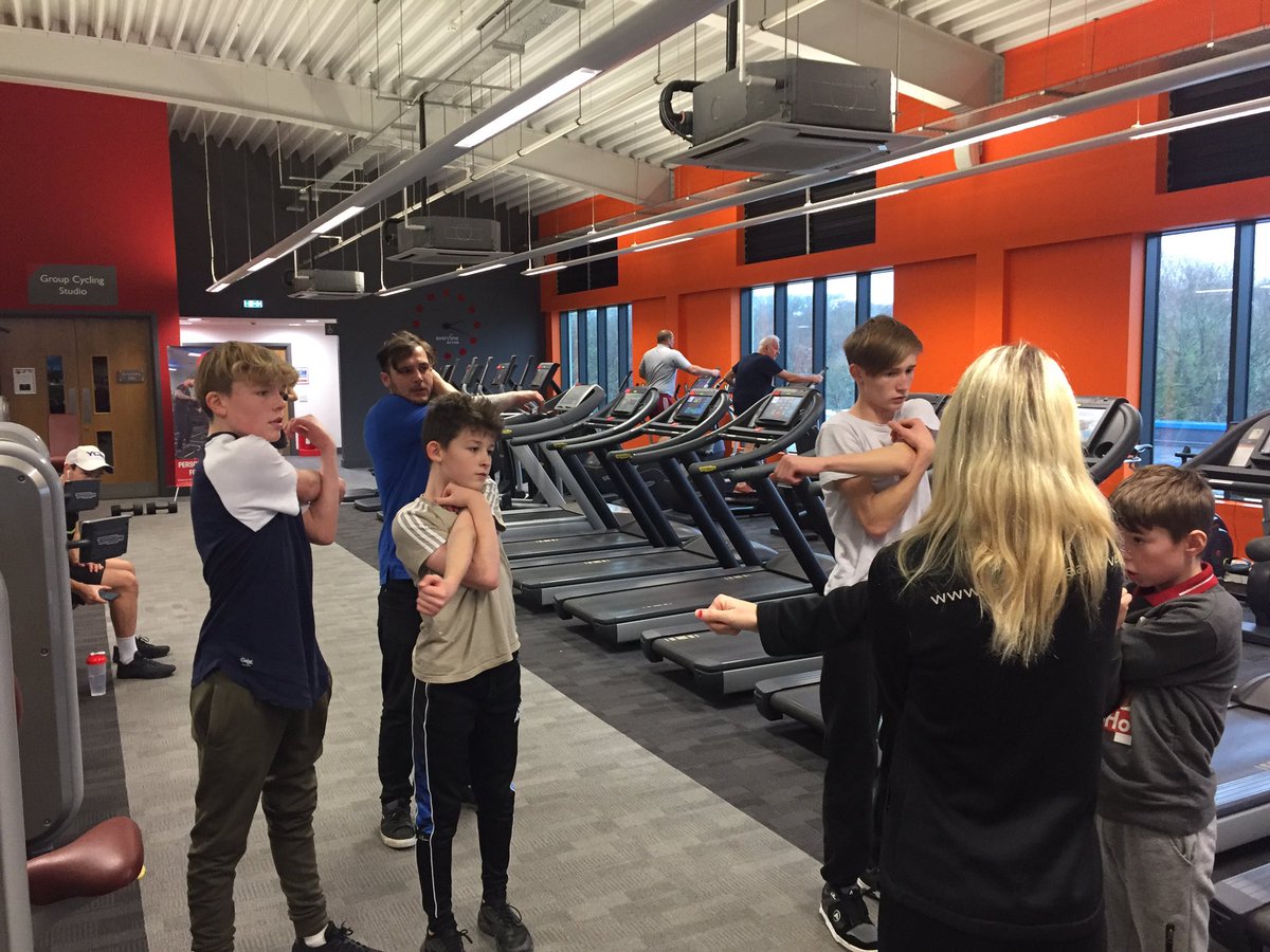 LWS_PE's tweet photo. @LWS_PE @LWSAcademy LWS Students had a great careers visit Holly Hill leisure centre @EveryoneActive. Fun and challenging personal training session. Thank you so much for having us. https://t.co/V5dExCm1cV