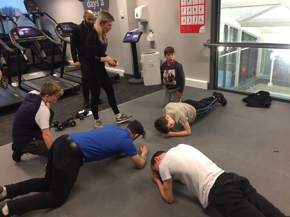 LWS_PE's tweet photo. @LWS_PE @LWSAcademy LWS Students had a great careers visit Holly Hill leisure centre @EveryoneActive. Fun and challenging personal training session. Thank you so much for having us. https://t.co/V5dExCm1cV