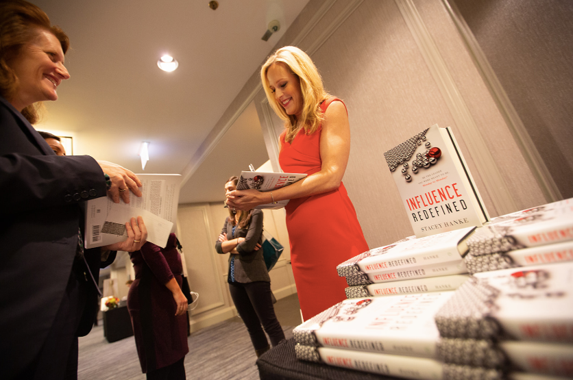 StaceyHankeInc's tweet photo. Your team is only as strong as your #influence. But are you as influential as you think you are? Grab a copy of my book and learn how to stop sabotaging yourself in order to leave a positive, lasting impression. https://t.co/1JiWKhk6WU #InfluenceRedefined #Leadership https://t.co/ukEGgtTu10