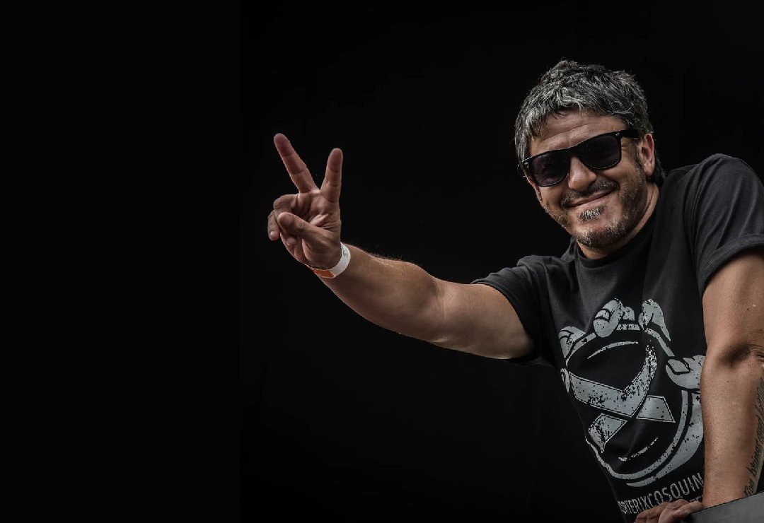 rocksalta's tweet photo. #ATENCIÓN. @danyjimenezreal presenta su ciclo #PalabrasDeRock en nuestra ciudad junto a #Salchi de @perrociegorock. Invita #VorterixSalta.

La cita será este viernes 20 de diciembre a las 22 horas en el #TeatroMunicipal. Entradas a la venta.

📲👉 https://t.co/73wR6MMoJm https://t.co/r9rKgynJcE