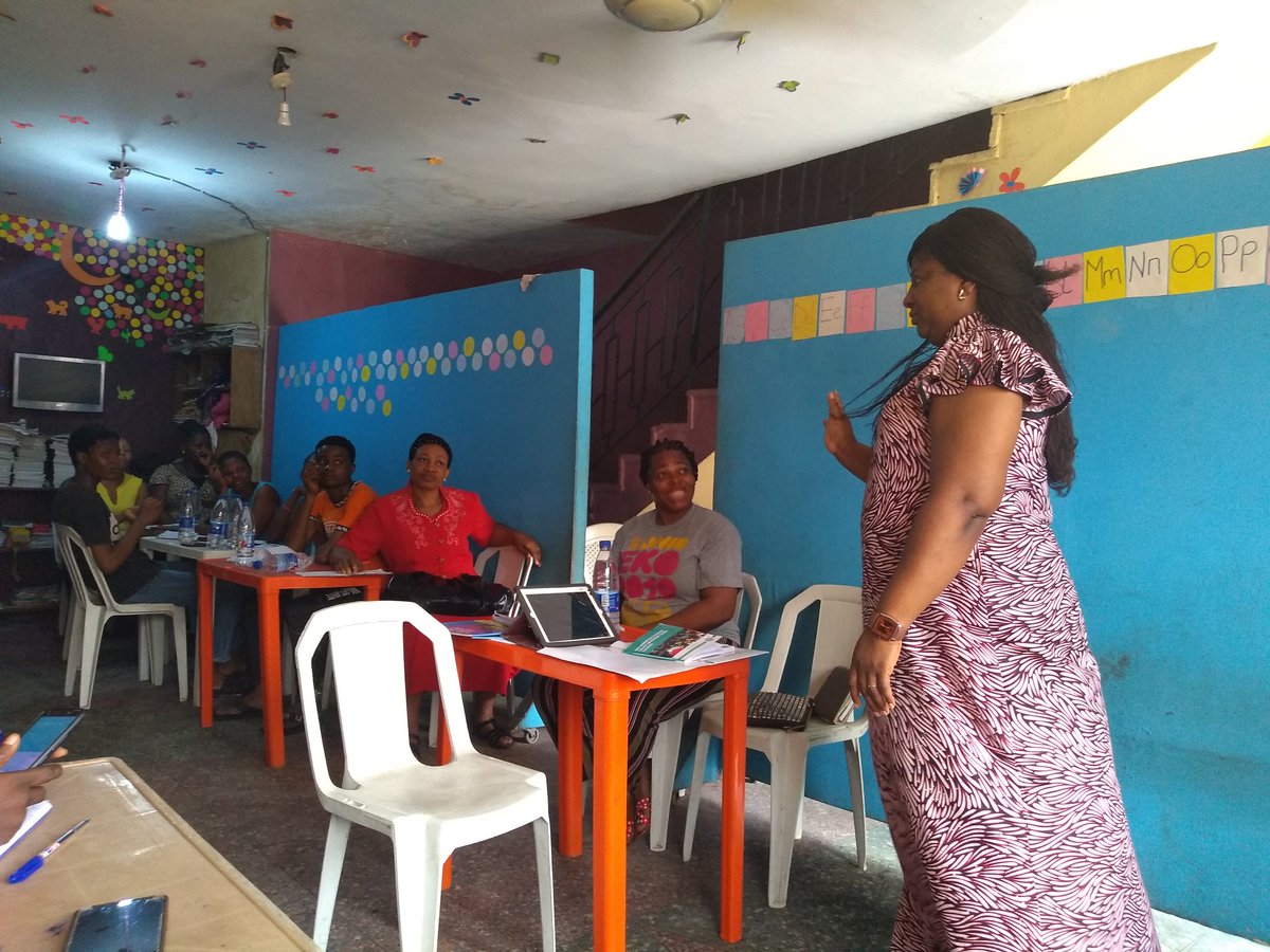 Step_Up_Nigeria's tweet photo. We are raising an army of Teacher Anti-corruption Champions equipped to train other teachers & students on anti-corruption education.
#UnitedAgainstCorruption #AnticorruptionEducation #ACESC #StepUpNigeria https://t.co/vYwxeBupm8