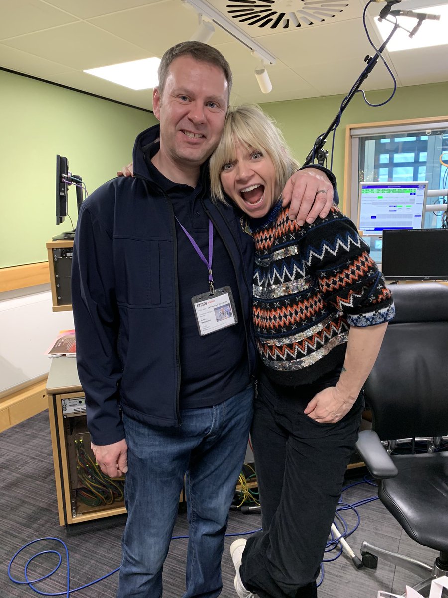 One of us is really photogenic - the other plays for <a href="/GrimethorpeBand/">Grimethorpe Colliery Band</a> Great experience on <a href="/BBCR2MusicBot/">BBC Radio 2 🎵 #NowPlaying Bot</a> <a href="/ZoeTheBall/">Zoe Ball</a> 😊