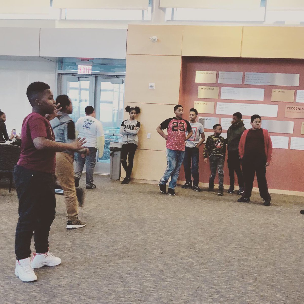 SUNYOrangeLPP's tweet photo. ❄️Winterfest was a success!❄️ @suny_orange LPP Students celebrated their hard work with some delicious food, a movie & activities! See you all on January 6th! Happy Holidays! 💚❤️🌲#libertypartnershipsprogram #winter#happyholidays2019 #afterschoolprogram @newburghschools https://t.co/zIiWW3tA3a
