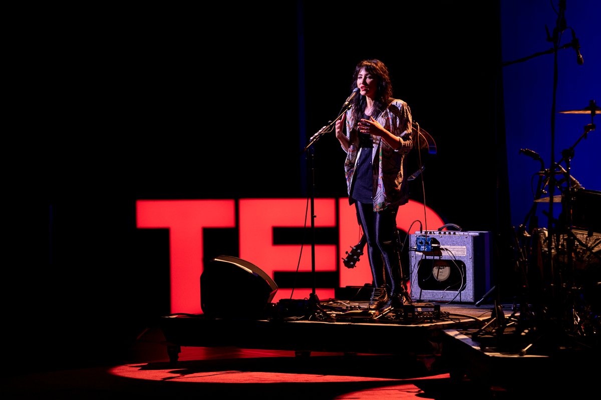 KTTunstall's tweet photo. So, yer gal did her first @TEDTalks !! Check out ‘Creating A Signature Sound' from #TEDSummit2019 on https://t.co/dJWz45ERKA with Smash Cat @catplaysdrums assisting 😎💥 #TEDTalks #MondayMotivation 🎤🎸 https://t.co/sKzz4jiCp8