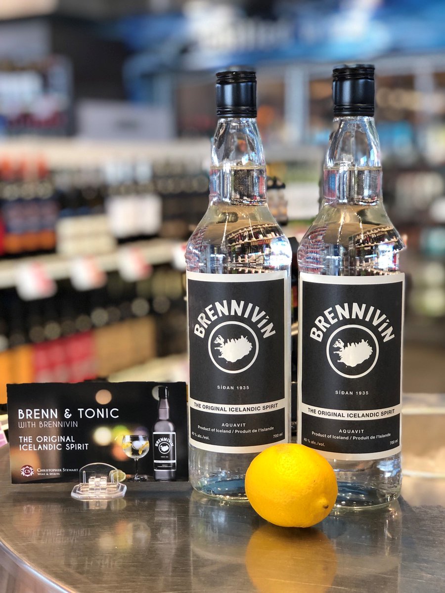 CSWS_BC's tweet photo. #TastingAlert 🚨 And it's a good one! We will be @LegacyLiquor tomorrow, Tuesday December 17th from 4-8PM pouring @DonPapaRum, @BrennivinUSA, @MMGin_es and @GinMare! Bring on the Christmas spirit. 😉 https://t.co/xCkh9Yb1z2