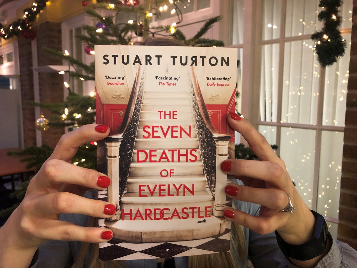 BloomsburyRaven's tweet photo. From @PhilippaCotton:
I’d recommend #TheSevenDeathsofEvelynHardcastle by @stu_turton to ABSOLUTELY EVERYBODY. Agatha Christie, Cluedo, Quantum Leap, Groundhog Day, Gosford Park… it’s a brain-boggling, head-scratcher of a book and it will blow your mind #RavenRecommends https://t.co/FCYnHwfA3f