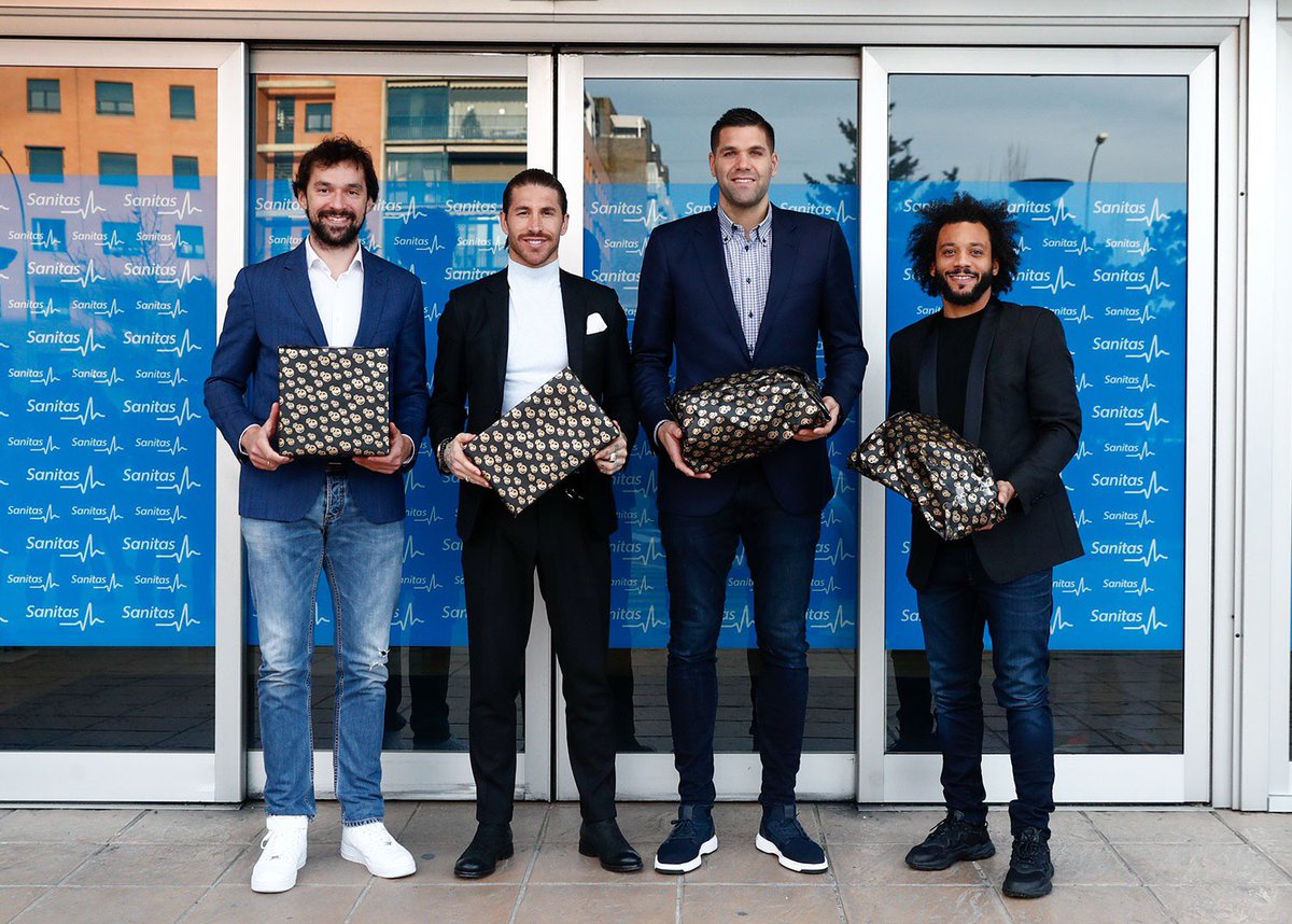23Llull's tweet photo. Una Navidad más llega uno de los momentos más especiales de las Fiestas, y hacemos entrega de regalos a los niños del Hospital @sanitas La Moraleja! https://t.co/yPz9N7wP8N