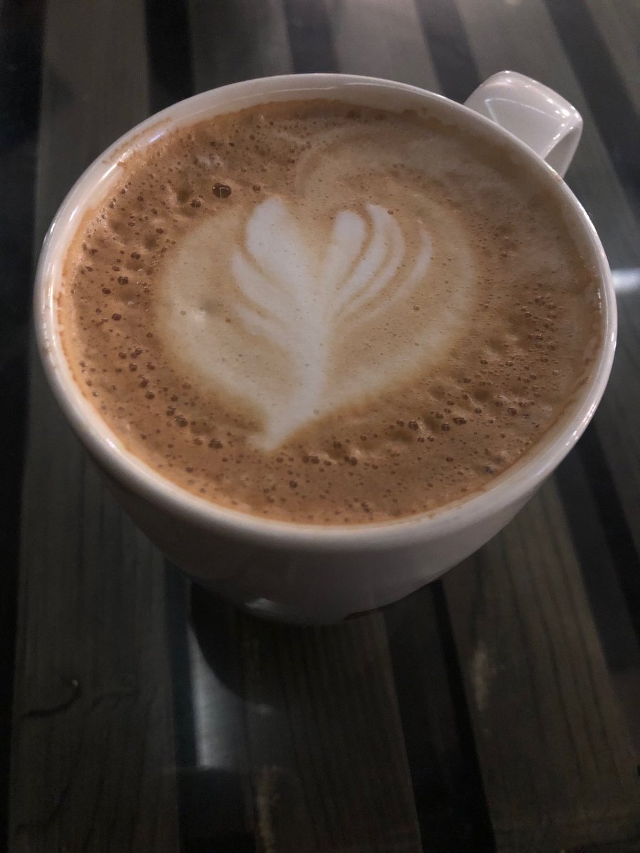 Razaa_272's tweet photo. #secondcupcoffee #sialkotcant https://t.co/JHFBFQfmmM