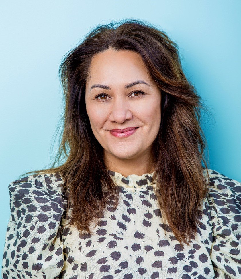 NiaTero's tweet photo. Sharlene George of the Cook Islands is one of this yearโs Nia Tero #NATIVeStand Fellows and will attend the European Film Market in Berlin Feb 2020! Learn more https://t.co/9UFx8iMsVR #europeanfilmmarket @berlinale @imagineNATIVE #indigenous #storytellers https://t.co/a7udWBFr4L
