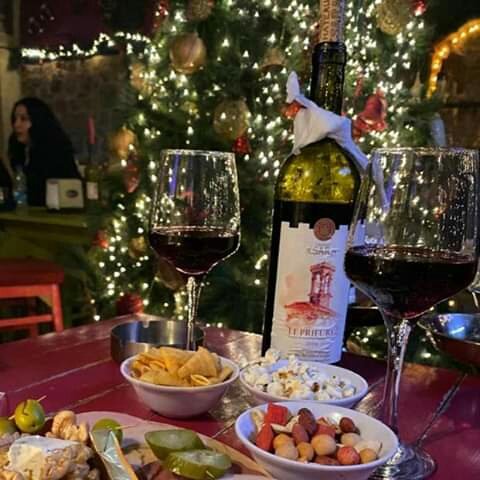 أجواء العيد بشوارع و كافتيريات الشام مافي أحن و أدفى من هيك 😍❤