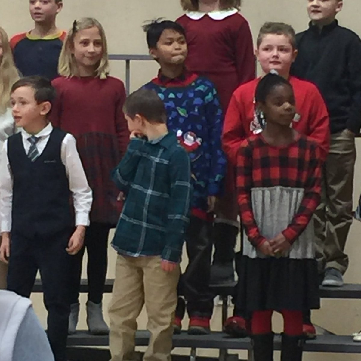BeckyWrightHssd's tweet photo. D7- What a beautiful concert!! Love how our kids sing their little hearts out! #12daysofBH #BHSailors https://t.co/RKdnYd29a9