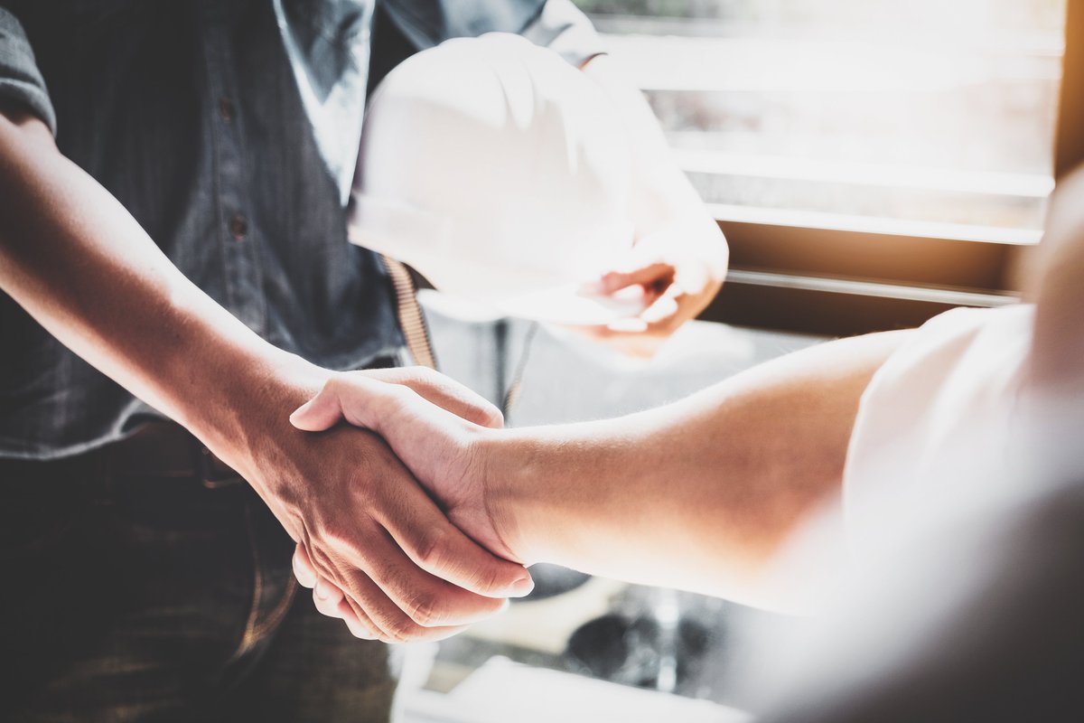 MuldoonMarty's tweet photo. Thanks to the benefits of social media, Canadian businesses and suppliers can now follow @DoingBusinessGC for opportunities and tips on #DoingBusinesswithGC… removing barriers for #GoCProcurement🍁 https://t.co/EyY0l1qybW