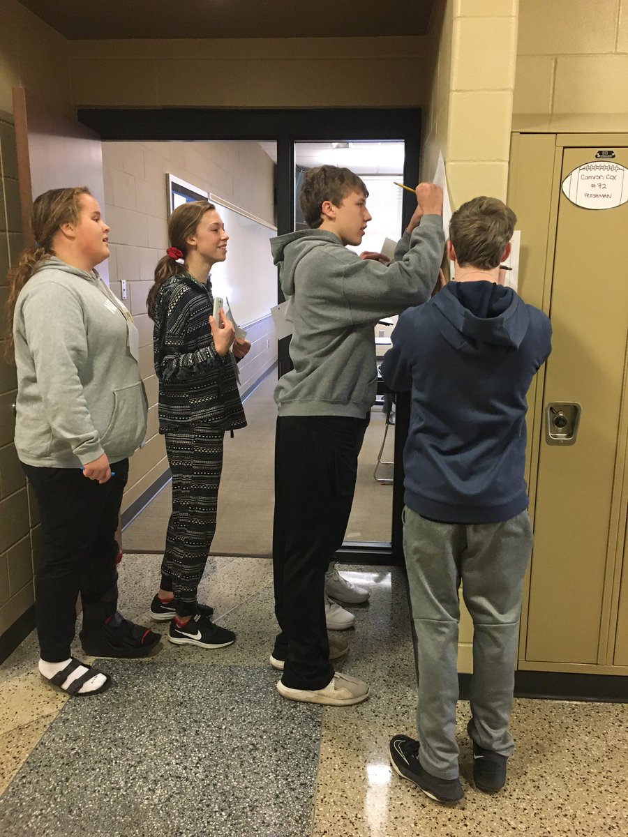 AllisonSchip's tweet photo. Chemical bonding with a twist! #scavengerhunt #APFalconScience https://t.co/s0Xd7yxpF2
