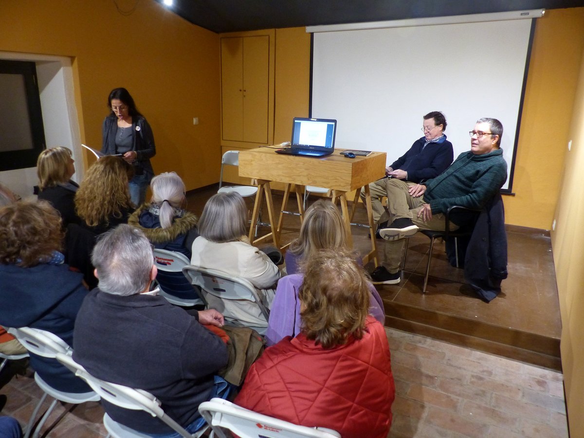 MuseuCabrils's tweet photo. Ja podeu entrar a https://t.co/lM30ObftqI per veure el reportatge fotogràfic de la presentació del llibre "La vall de #CabreradeMar #elcastelldeburriac #patrimoni3D i també a https://t.co/ppdwoRDv2M  
#cabrils @ajcabrils @ajcabrerademar https://t.co/AHKrUB8G5k