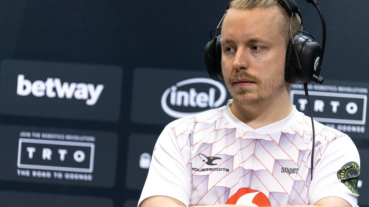 BetwayBrasil's tweet photo. Parabéns @mousesports por ganhar a #CS_Summit5 ontem a noite! 🏆
A equipe derrotou a @G2esports por 2-1, com o treinador no lugar do Karrigan depois do primeiro mapa e com NaToSaphiX substituindo o w0xic! 🔥
Com certeza uma performance incrível !!! https://t.co/MFB1gb8CpU