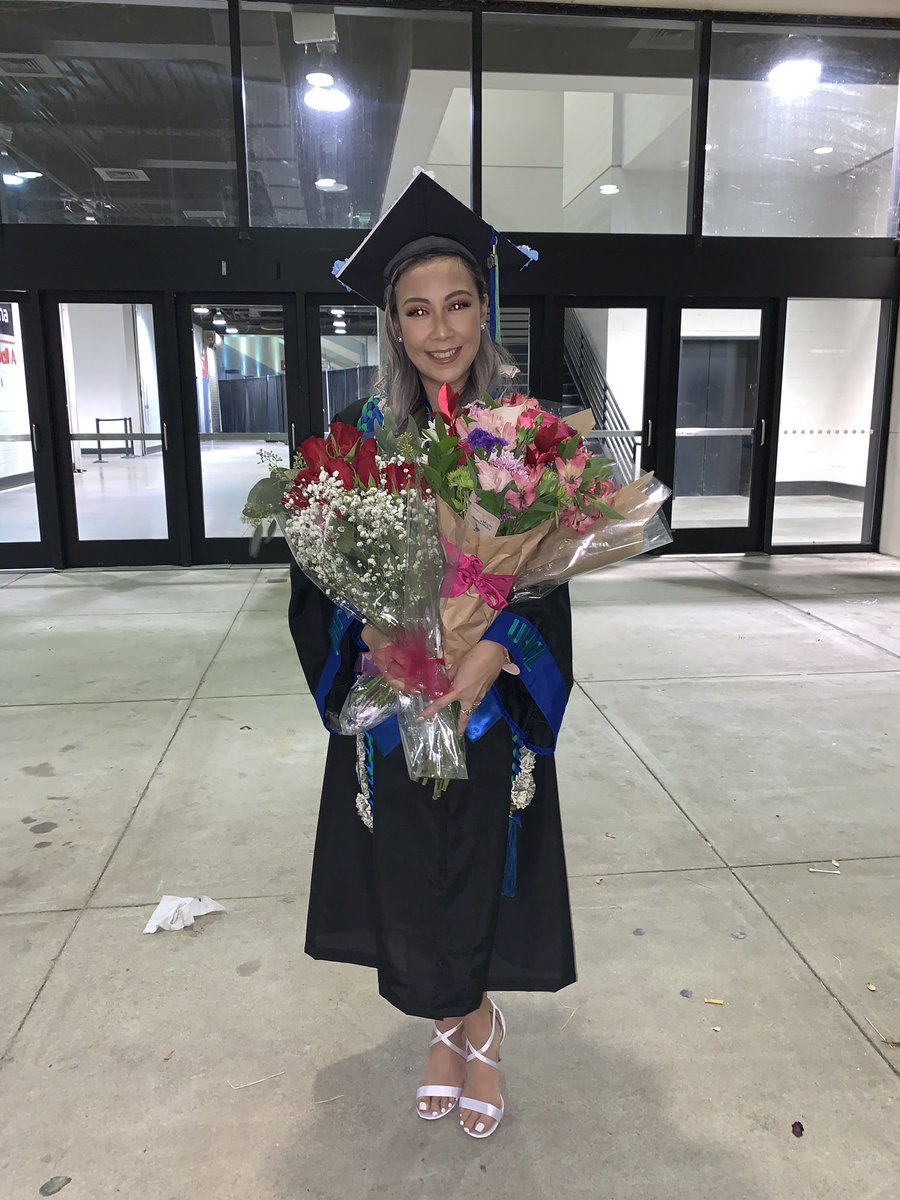 bassbabe505's tweet image. Finally done with this BS! #uhclgrad #uhcl2019