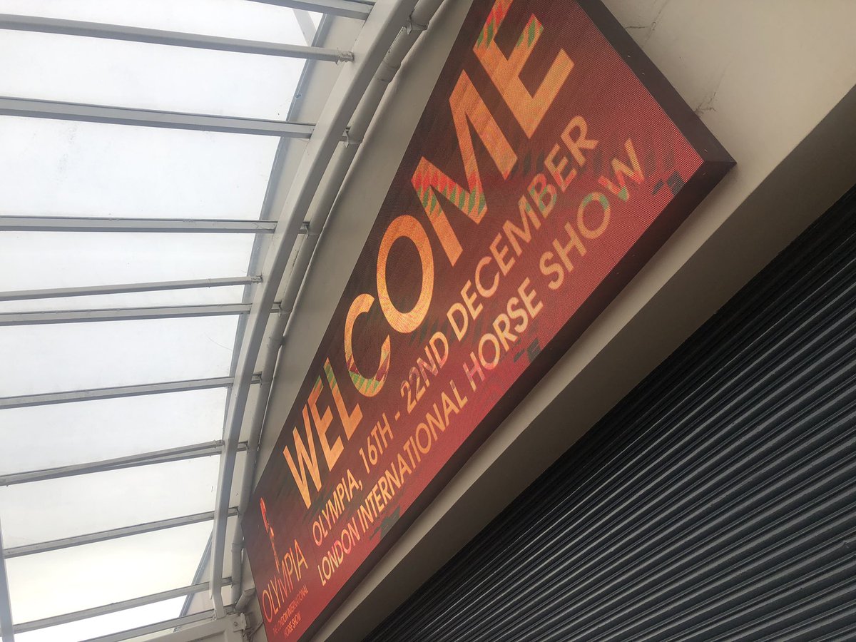 tashaemilyx's tweet image. Mumma &amp;amp;&amp;amp; daughter Christmas trip🤪👯‍♀️🐎 #olympiascreen