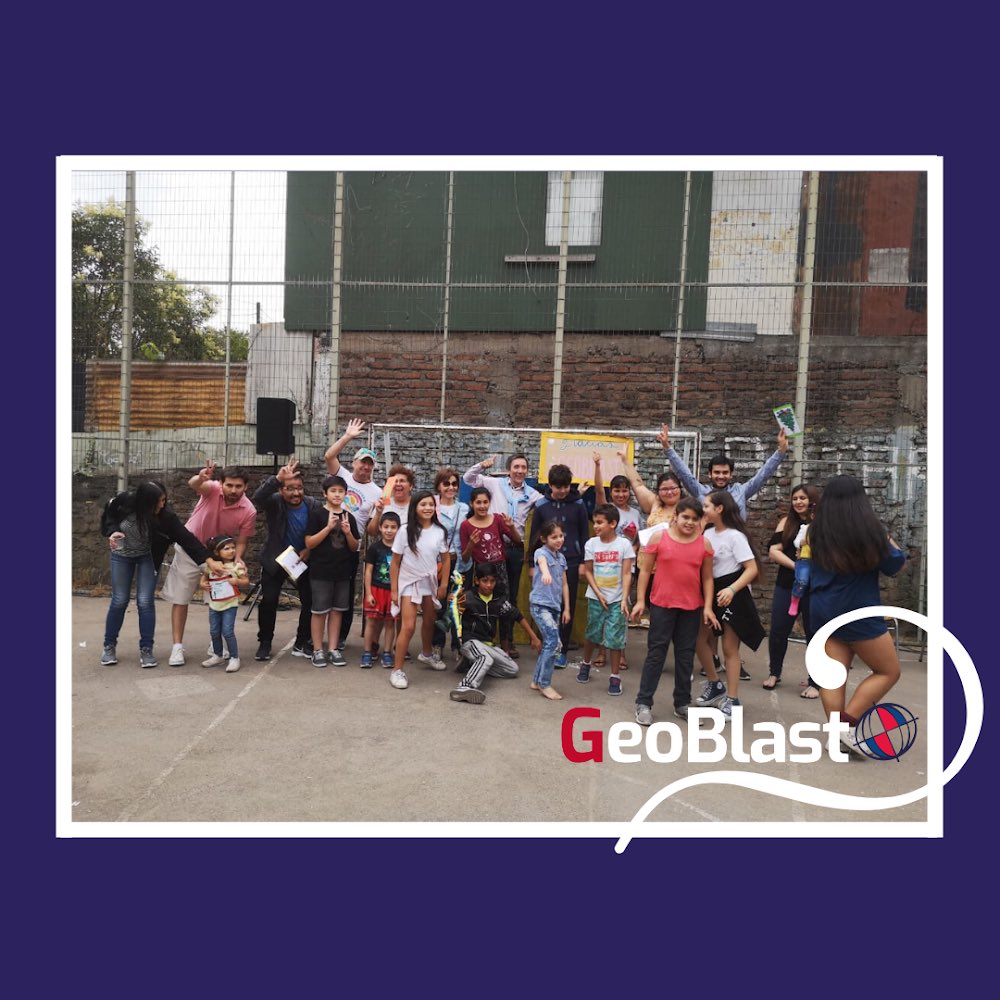 GeoBlastLA's tweet photo. El sábado 14 de diciembre, estuvimos celebrando junto a los niños de la casa de acogida de Peñalolén. Una actividad sin duda alguna, colmada de emociones y entretención. 
#Geoblast #Mineria #ChileMineria https://t.co/ZTinTVmdXR