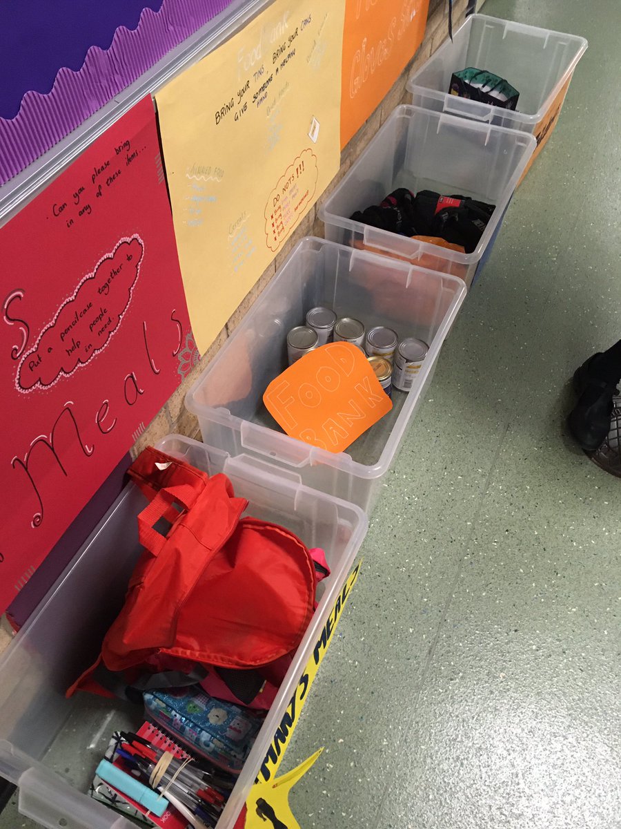 Many thanks to those who donated dried/tinned food, toiletries, warm clothes and stationery today. It helps the food bank, homelessness and Mary’s Meal backpacks. We’ll be collecting all week <a href="/StLukesHigh/">St Luke’s High School</a> <a href="/StLukesRE/">StLukesRE</a>