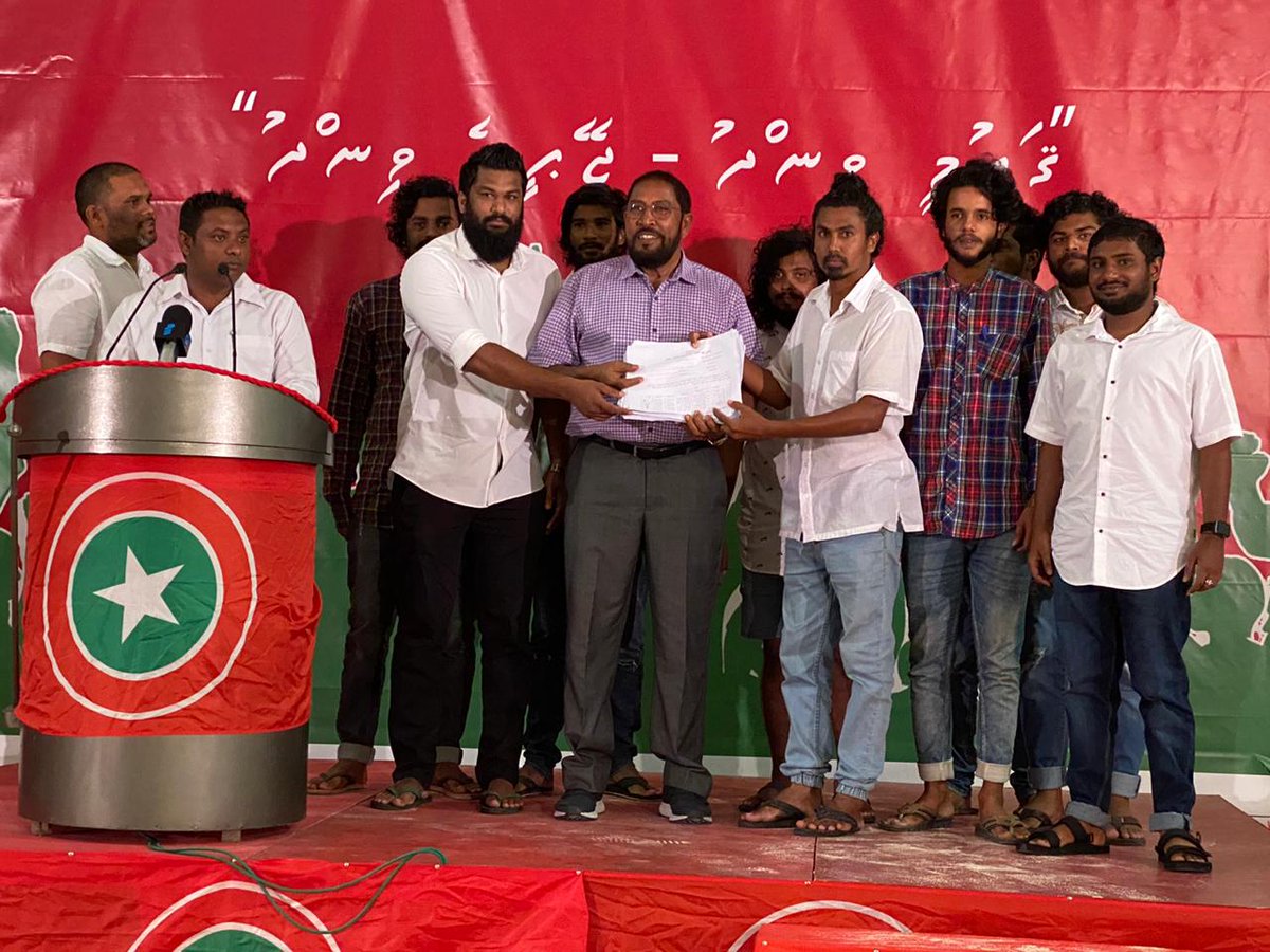 JPMekuhah's tweet photo. Fehi qaanoon aseesee akee aa qaanoon asaasee eh noon, e ee islaahu kurevunu qaanoon asaasee eh.  Qasim Ibrahim
#HeyvallaJP
#JoinJP
#Qasim2023
#JumhooreeParty
#JpYouth
@qasimibrahim @ammadaysaud @hanafymv @ahmed_nihan https://t.co/Uphr5vyul6