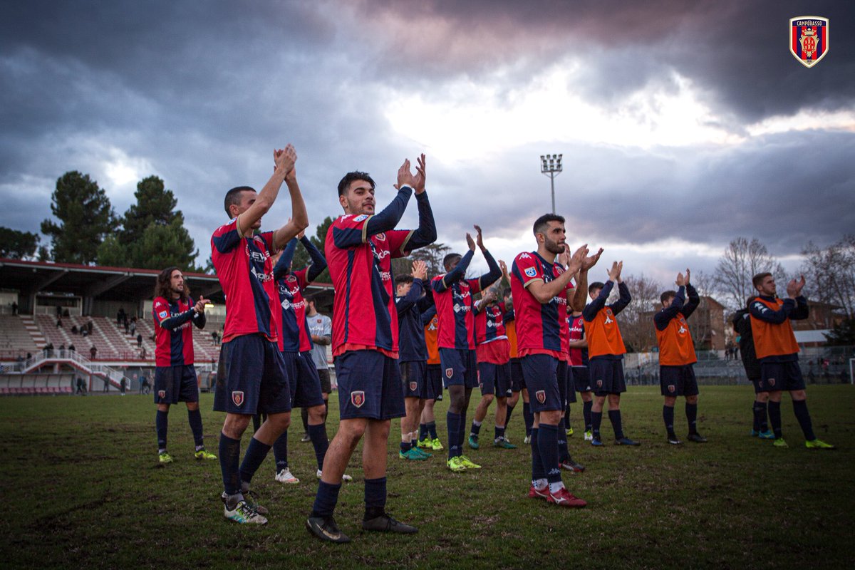 sscampobasso's tweet photo. 🔴🔵 La galleria fotografica della vittoria contro la Jesina.
Forza Lupi!
#JESCAM 1-2
📸 Altre foto su FB e IG
#jesina #campobassocalcio #campobasso #SerieD #GironeF #lnd #forzalupi https://t.co/ffaQOne85u