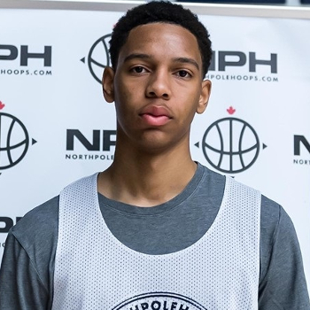 elias_sbiet's tweet photo. Keep an eye out for 2020 6'8 Wing Jalen Levene. MM prospect - long, wiry, defends, gets deflections, shoots 3, smart shot selection, unselfish. https://t.co/3elvHUPkau https://t.co/y52xT82SyL