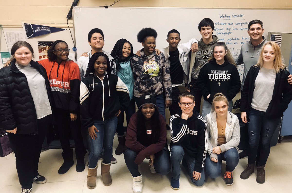 PVitaleSpeaks's tweet photo. I could have not asked for a better group of students to work with this morning than the ones at @brinkleyschools. Thank you for embracing #PeakPerformanceU. #maketodaycount https://t.co/FUjpbClz5Q