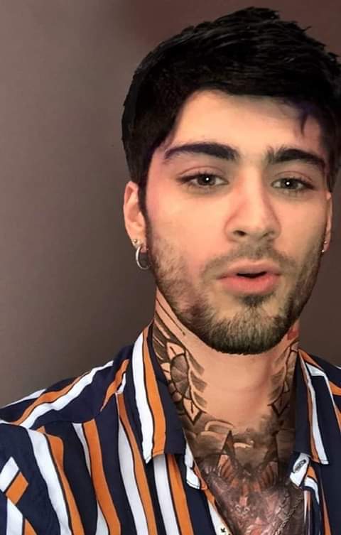monicxperalta's tweet photo. Wey la neta no me pongo exigente con el tipo de hombre ideal con tal de que sea zayn malik me basta.

#1DWins10s https://t.co/CpgDXbvlER