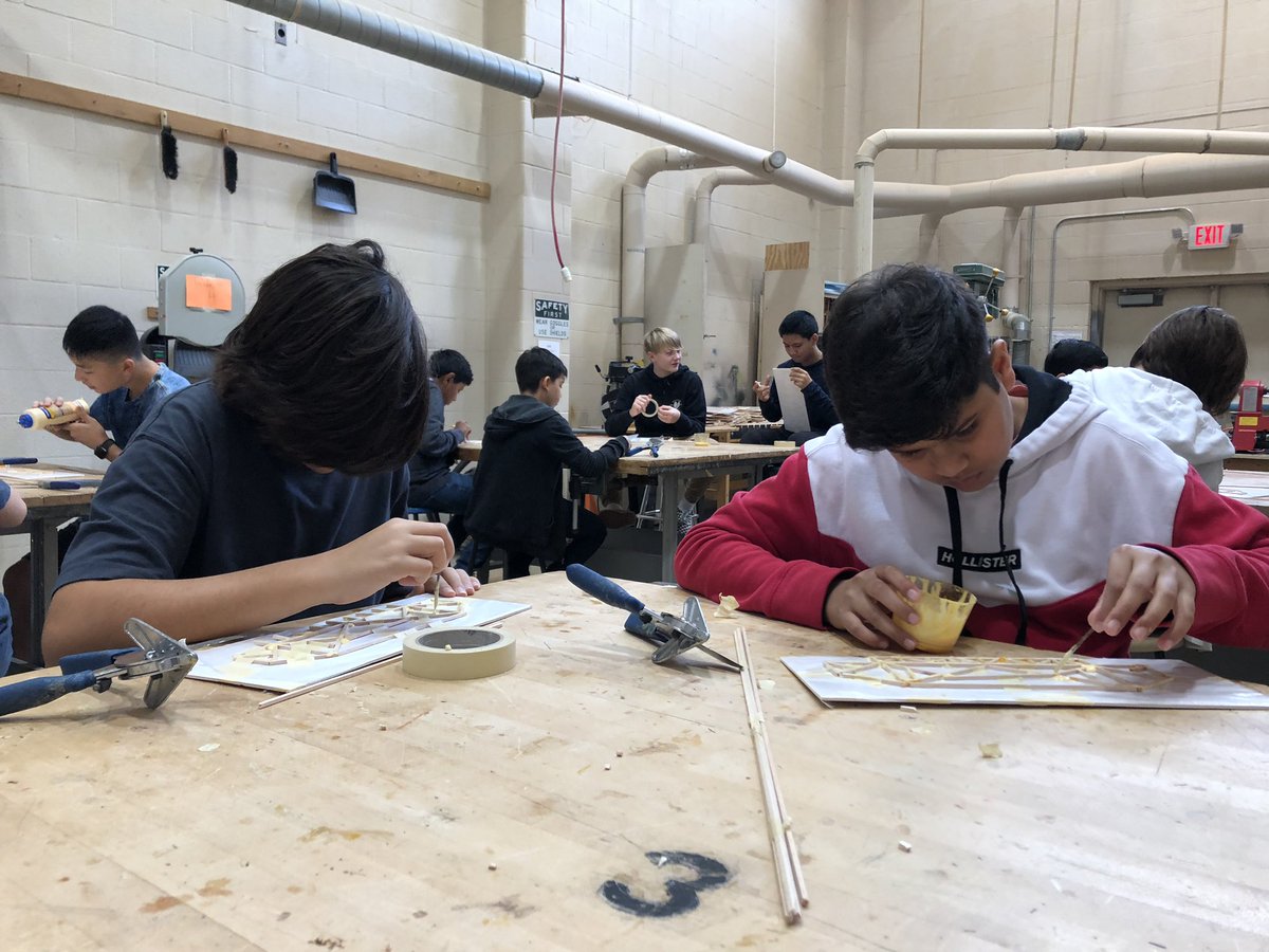 FCMSBobcats's tweet photo. Principles of Construction students engineering bridges this week.
#measuretwice #cutonce #criticalthinkers https://t.co/zgf8uSiyVT