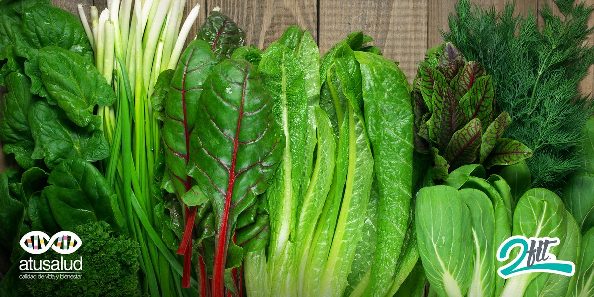 atusaludenlinea's tweet photo. #SabíasQue la vitamina K se encuentra naturalmente presente en muchos alimentos, tales como: hortalizas de hojas verdes (espinaca, brócoli y lechuga), aceites vegetales , carne, queso, entre otras. → @2Fitve #2Fit #ATSTips https://t.co/0UhGkgsCWs