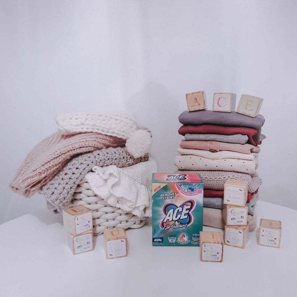BritMums's tweet photo. With our winter clothes back in the front of our wardrobe how do we give these pieces a refresh! A few of our lovely bloggers took the #ACEWinterRefresh challenge. See how they got on! #ad
https://t.co/VKVxnICeZC https://t.co/wWWWX8KhhF