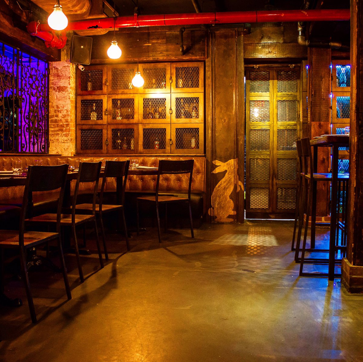 AnejoNYC's tweet photo. Our Hell’s Kitchen location will be closed for dinner service 12/16 and 12/17 for private events. Come see us in TriBeCa! If you are looking to book an event in one of our restaurants, reach out to us at  rsvp@anejotribeca.com or anejonyc@gmail.com. https://t.co/v8pdfOvbsK