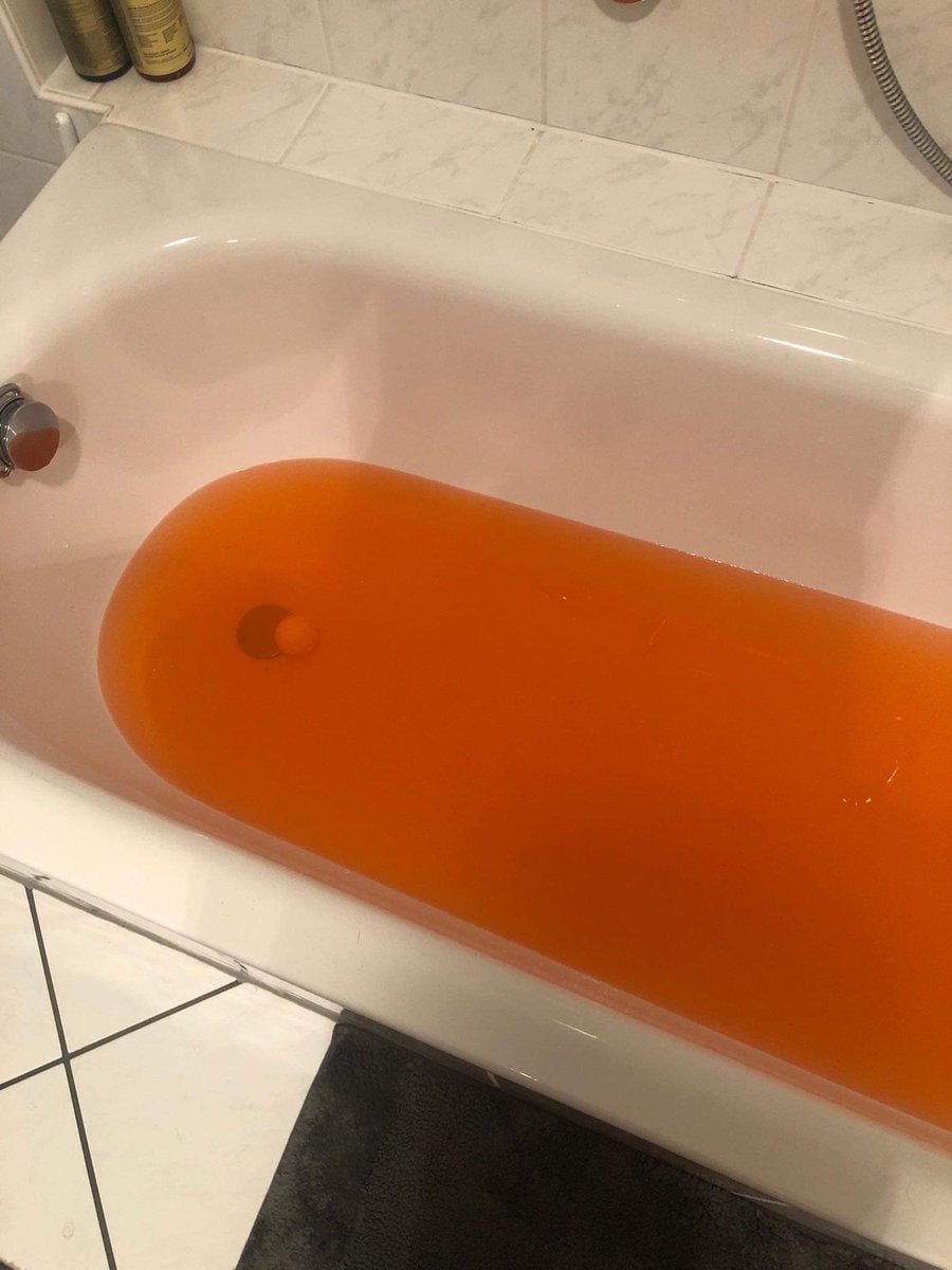 He won’t tweet about it so I will. <a href="/Mr_Tapatio40/">sandon🤷‍♂️🏖</a> put a jawbreaker in the tub because he thought it was a bath bomb.