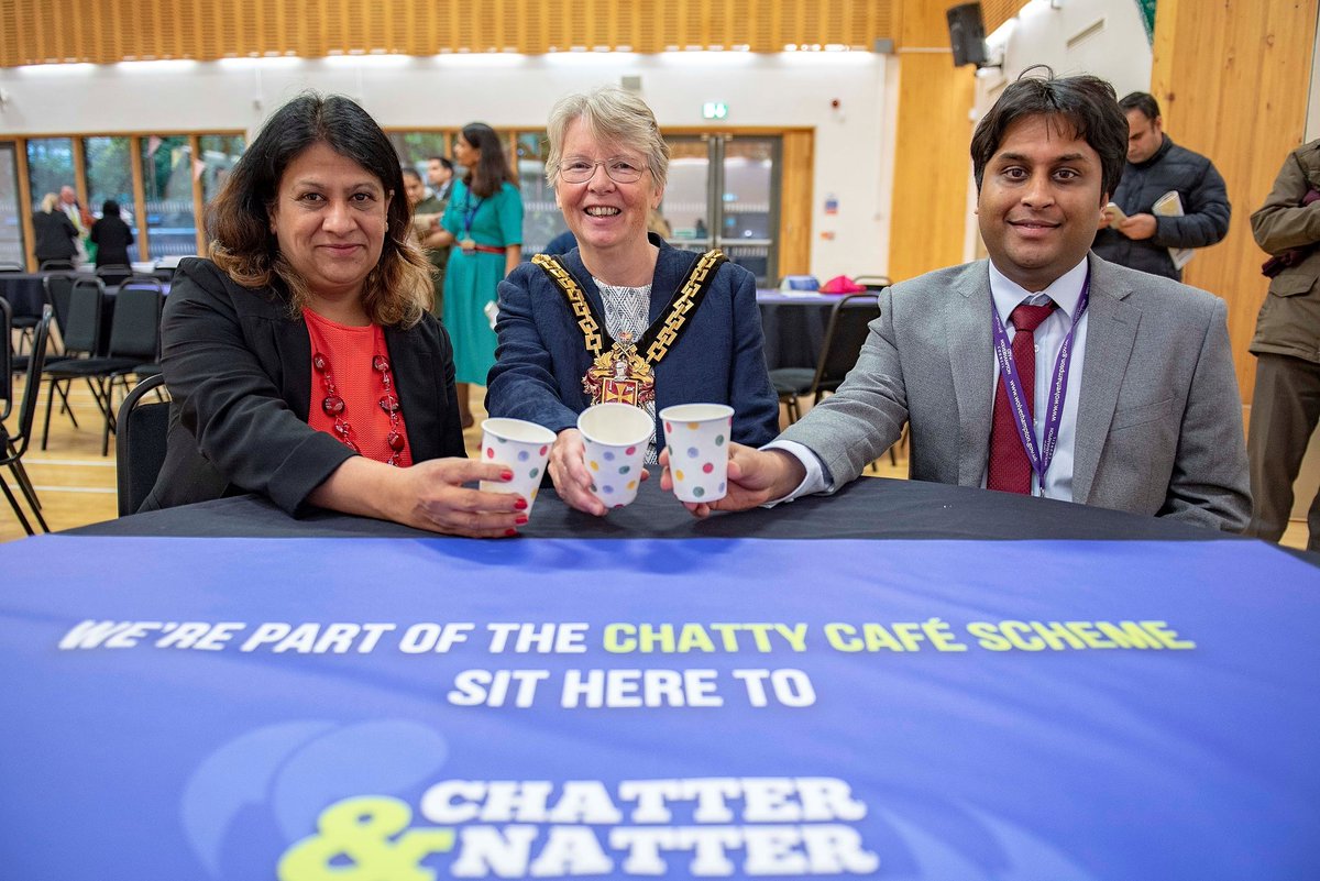 WolvesCouncil's tweet photo. Fancy a bit of company and conversation with your cuppa? Take a seat at one of the many Chatter & Natter tables popping up around the city as part of #thechattycafescheme. Full story: https://t.co/JqXPPitlp0 #WolvesWellbeing https://t.co/ntt5zrBUbn