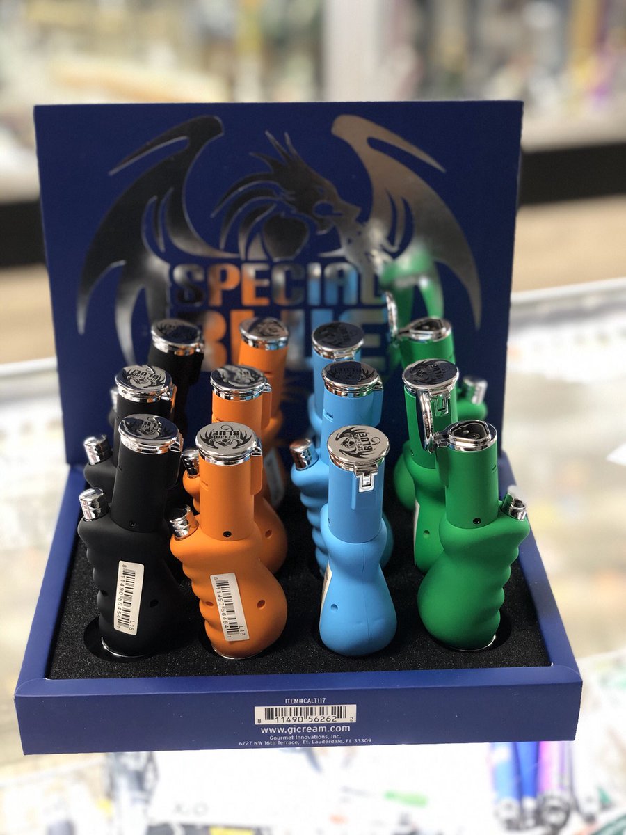 smokexperts's tweet image. Special Blue mini torch
#specialblue #minitorch #lighter #dabtorch #valleyglen #northhollywood #shermanoaks #vannuys #encino #tarzana #woodlandhills #hightimes #highersociety #vannuys #shermanoaks #encino #followforfollowback #likeforfollow #likeforlikes #burbank #instagood