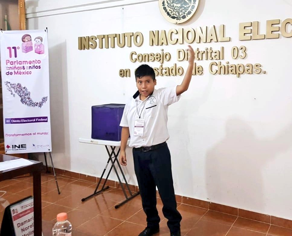 INE_Chiapas's tweet photo. #Hoy se llevó a cabo la convención distrital en el #Distrito03Ocosingo para seleccionar a la niña o niño que participará en el 11° Parlamento de las niñas y los niños de México 2019-2020 en el mes de abril de 2020 en la Cámara de Diputados @Mx_Diputados
#TransformemosAlMundo 👧👦 https://t.co/Gl1ICwJrch