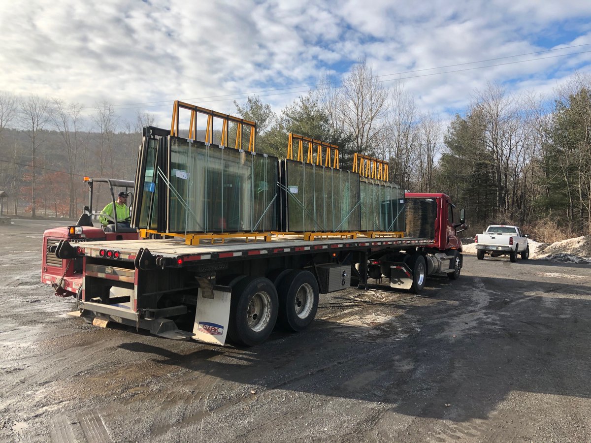 TannerWindows's tweet photo. swissFineLine install in New York State progressing... Today glass is on site and Tanner Construction begins glazing @TannerConstruct @swissfineline @PeakBP #framelessglazing #framelessslidingdoors #highperformancebuildings https://t.co/wvBDKVSC6N