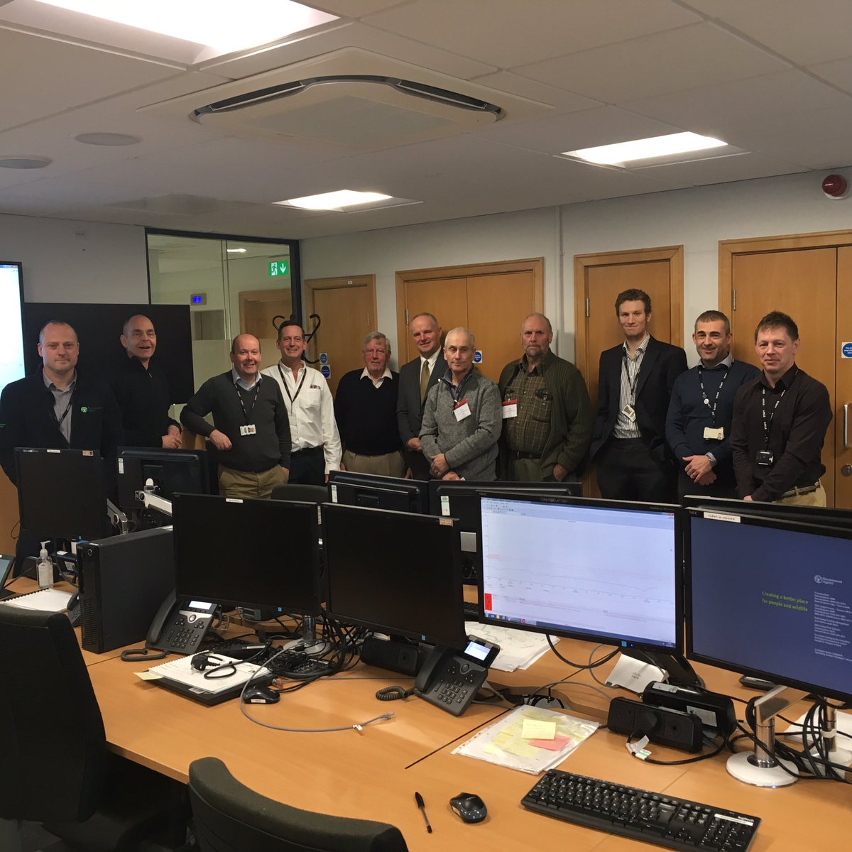 PaulStockhillEA's tweet image. Great session with Beverley and North Holderness IDB in our York Incident Room, sharing and discussing our incident response together. @EnvAgencyYNE #aproblemshared #teamworkmakesthedreamwork