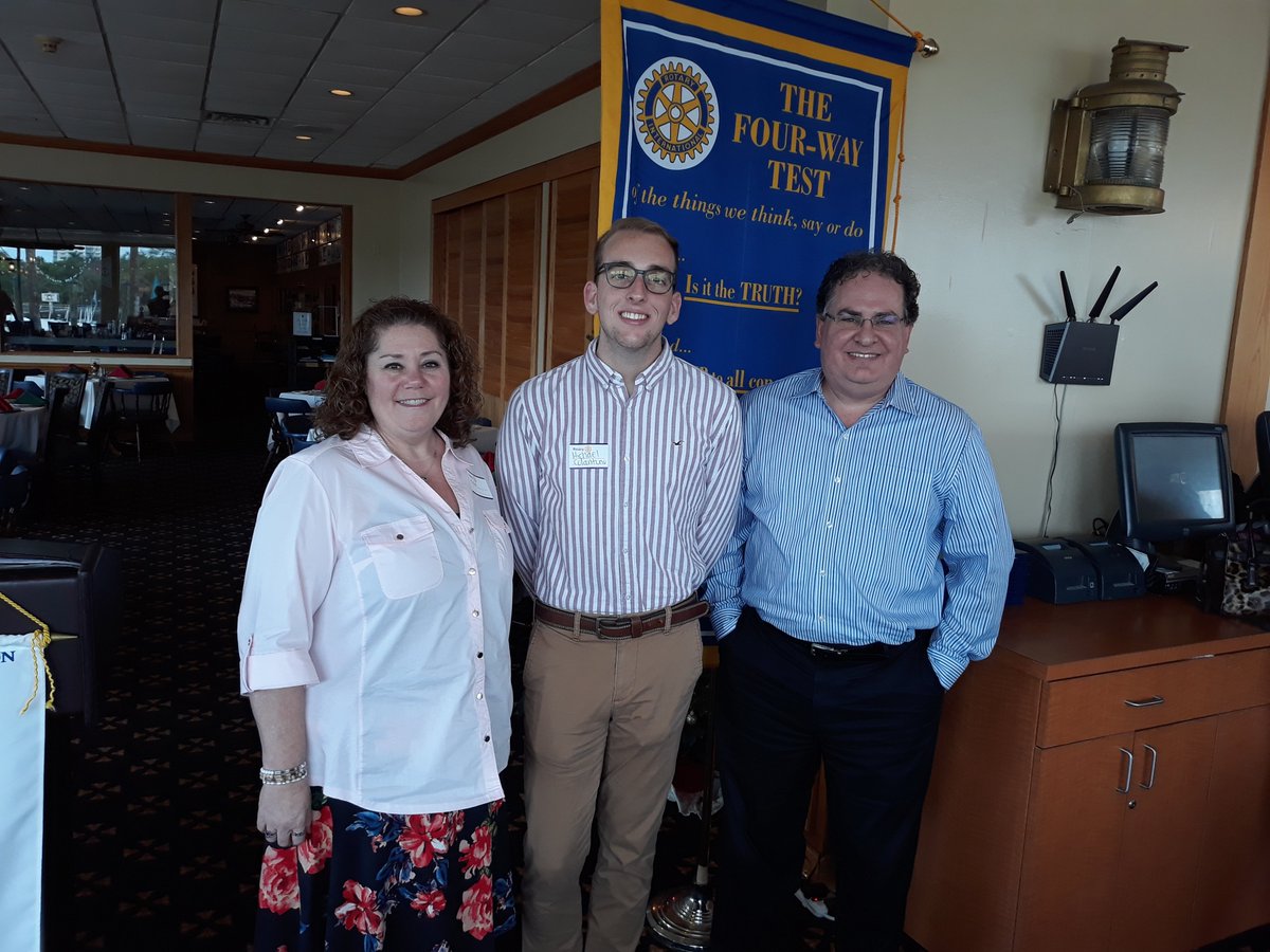 Congratulations to senior Michael Colantuno, who was honored as the 'Student of the Month' by the @rotaryftl at a luncheon on Friday, Dec. 13! As 'Student of the Month,' Colantuno received an official Rotary certificate and a $100 scholarship for college.