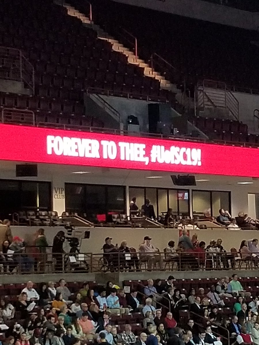 dfarr89's tweet image. Graduation day 
#UofSC19
