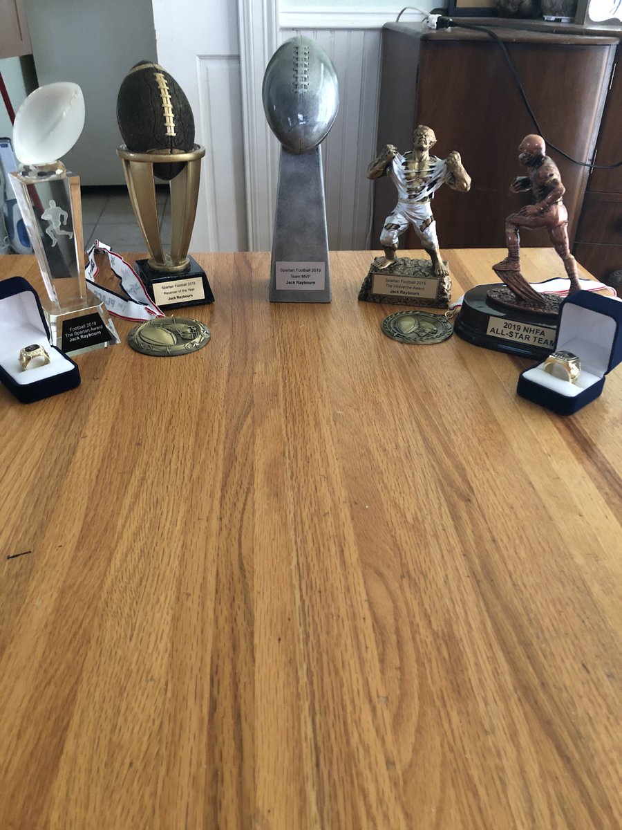 JRaybourn41's tweet photo. Team MVP, Defense MVP, National All-Star, Receiver MVP, 1st Team All American Tight-end, and two title rings. Not bad for a Senior season. @CoachMattRhule @Coach_JSisco  @coachkbleil @CoachRogers57 https://t.co/8WnEzMHqR4