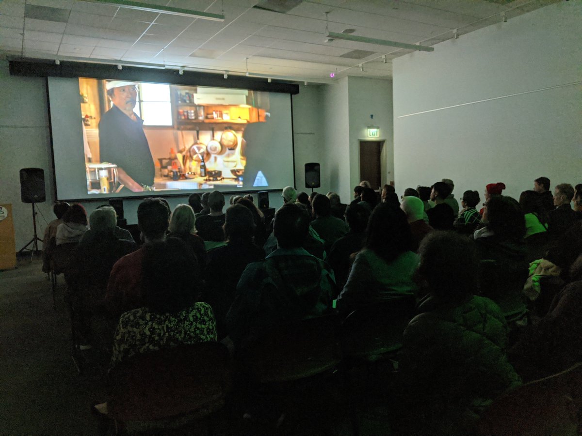 JF_LosAngeles's tweet photo. We had a great turnout for #Jimamitofu on our last 2019 Japanema on Wednesday, December 11th! We served some tasty samples of Jimami tofu, Umibudo, and Rafute that were from #Habuya, an Okinawan restaurant in Tustin. Nifee deebiru @oaamensore for promoting this event as well! https://t.co/WZMPCUkU68