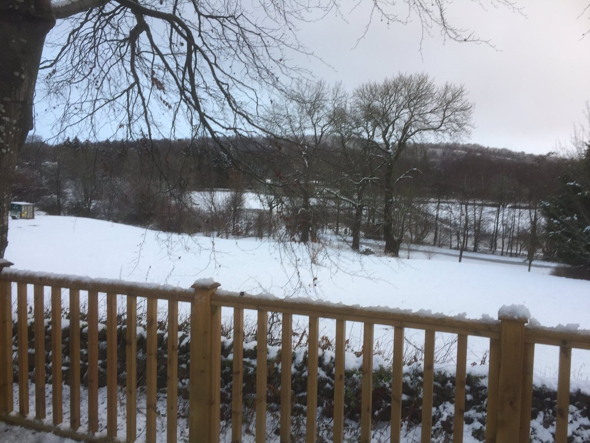 Sunday morning! A good covering of snow! Not really expected! Keeping your pipes warm and flowing #@staticfluid